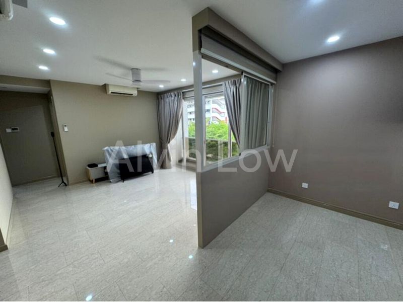 2 Bed Condo for Rent in  Le Crescendo - Image 3